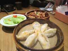 杂酱饺粑-乐乐大排档·30年老字号(浙江路店)