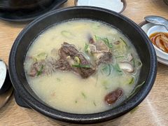 牛排骨雪浓汤-神仙雪浓汤(明洞店)