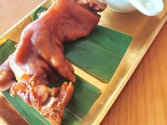 青岩卤猪脚-包整·丝娃娃(一览甲秀楼风景店)