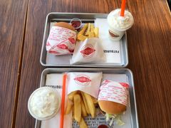 香草奶昔-FATBURGER 特富客汉堡(外交公寓店)