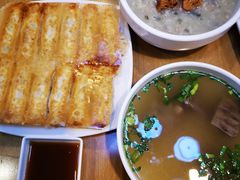 皮蛋瘦肉粥-台北楚楚园馅饼粥(虹桥南丰城店)