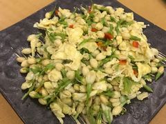 -香巴拉云南餐厅(华莱坞店)