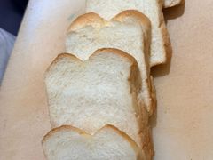 -HOT CRUSH趁热集合·现烤面包(上海环球港店)