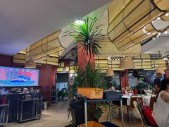 -刘姐啤酒鱼民族演艺餐厅(西街总店)