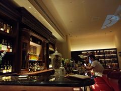 -DM Distiller & Mixologist Whisky Cocktail Bar