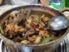 渝君鸡煲-渝君重庆火锅(嘉宾路店)