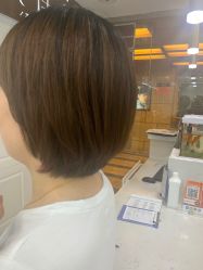 -镁连社·美联社