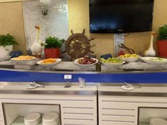 -深圳富苑皇冠假日套房酒店