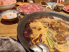 -旧街市鲜货老火锅(大光路店)