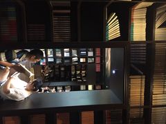 钟书阁-钟书阁(松江泰晤士小镇店)