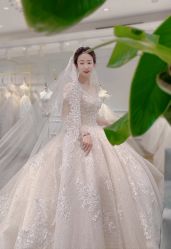 -艾慕婚纱礼服馆(和平店)
