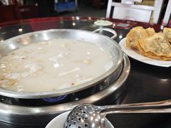 -老来福·非遗酸汤兔(凯旋路店)