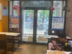 -芝心实億披萨意面(芳草路店)