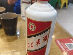 -堂瓦里·33年传统赣菜(第一街区店)