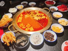-九鼎轩脆毛肚火锅(南京东路店)