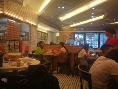 大堂-潮庭港式茶餐厅·熊仔奶茶(同济广场店)