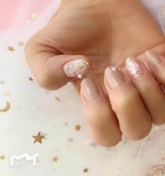 -伍小姐美甲美睫半永久