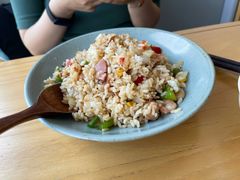 培根鲜露虾仁炒饭-红小满休闲餐厅(十全街店)