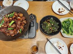 -干老庆贵州留一手烤鱼·地摊火锅(财经大学店)