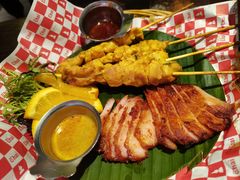 街头烤猪颈肉-泰妃殿(武汉首店)