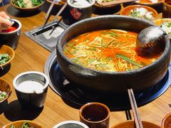 -贵厨酸汤牛肉(花果园国际中心店)