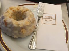 -Cafe Sacher(WIEN)
