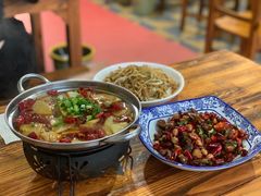 -本地菜馆·莲花血鸭(武功山景区店)