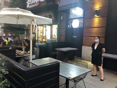 露天位-一棠龙虾•王牌虾球(楚河汉街店)