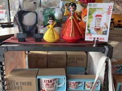 -星巴克(西安曲江银泰店)