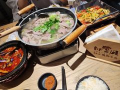 -川堂风·跷脚牛肉·乐山爆炒(宝山日月光店)