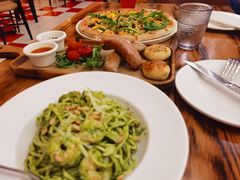 -城市大道红炉披萨烘焙坊