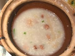 -新大咀港式茶餐厅(宝山万达店)