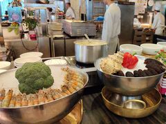 -圣丰索菲特·2 On 988 Café 自助餐厅