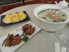 -轩记海鲜餐厅·四十五年老字号·经典粤菜(西区彩虹店)