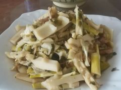 雪菜笋丝-领鲜土菜馆
