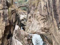 -鄣山大峡谷