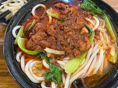 -丽虹云南过桥米线(兴工街店)