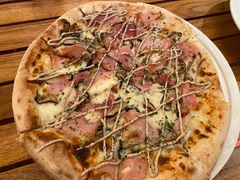 -城市大道红炉披萨烘焙坊