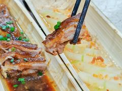 -胡须哥网红竹筒菜