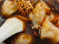 红汤辣馄饨-锡笼记·无锡小笼(新明路店)