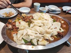 俭寨小公鸡-俭寨大盘鸡·新疆菜·烧烤(博乐店)