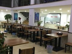 大堂-草桥清真牛肉锅贴扁食店