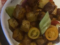 黑椒土豆牛仔粒-胡桃里音乐酒馆(白云五号T5 MALL店)