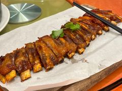 -荣誉海鲜酒楼(海湾店)