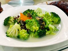上汤西兰花-光明邨大酒家(淮海路店)