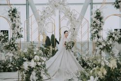 -GRACE KELLY婚纱与礼服(北京店)
