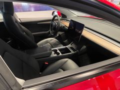 -TESLA 特斯拉(上海太古汇体验店)