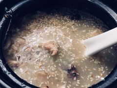 参鸡浓汤-牡丹峰朝鲜料理