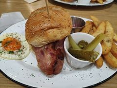 -HELLO 27 意面·沙拉·帕尼尼