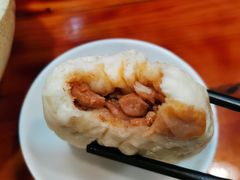 奥尔良鸡腿包-老陶包子铺(南大西南村店)